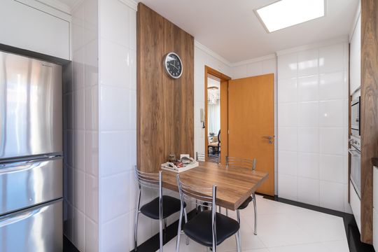 Cozinha de apartamento à venda com 3 quartos, 148m² em Jardim São Paulo, São Paulo