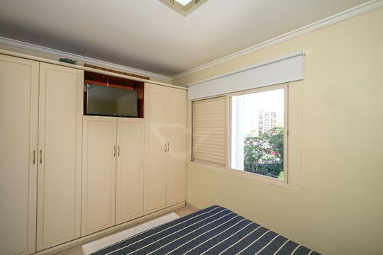 Suíte 2 de apartamento à venda com 4 quartos, 209m² em Vila Suzana, São Paulo
