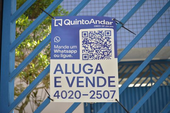 Placa de apartamento à venda com 3 quartos, 114m² em Vila Eldizia, Santo André