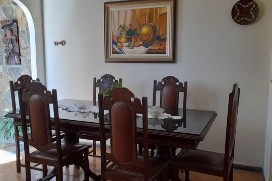 Sala de casa à venda com 4 quartos, 359m² em Novo Eldorado, Contagem
