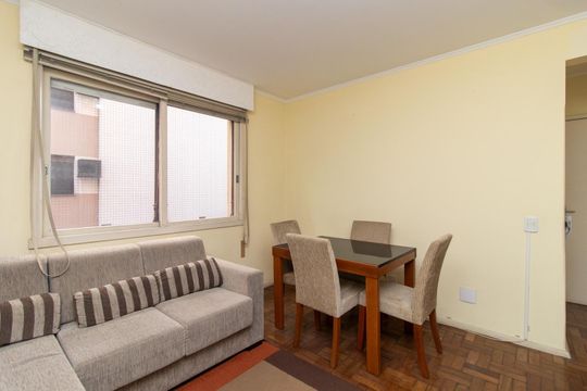 Apartamento à venda com 1 quarto, 43m² em Centro Histórico, Porto Alegre