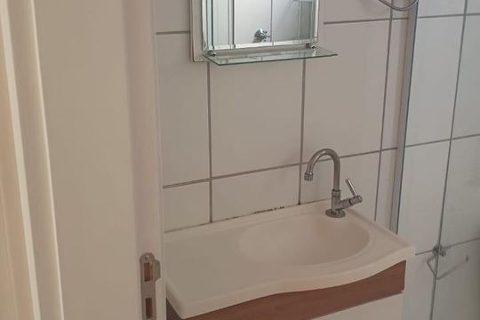 Banheiro de apartamento para alugar com 2 quartos, 49m² em Metalúrgicos, Osasco