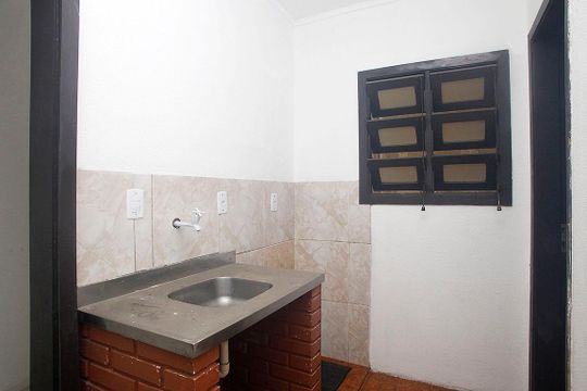 Cozinha + Área de Serviço de apartamento à venda com 1 quarto, 42m² em Centro Histórico, Porto Alegre