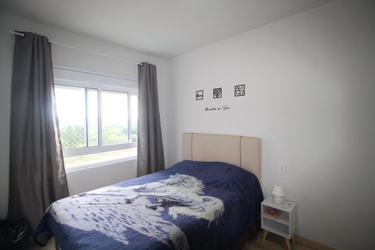 Quarto 1 de apartamento para alugar com 2 quartos, 63m² em Parque Santa Fé, Porto Alegre