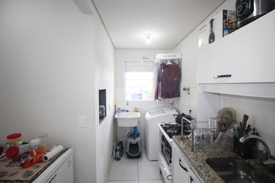 Cozinha de apartamento para alugar com 2 quartos, 63m² em Parque Santa Fé, Porto Alegre