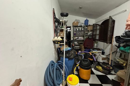 Deposito de casa de condomínio à venda com 4 quartos, 200m² em Itaim Mirim, Barueri
