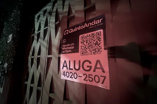 Fachada de casa de condomínio à venda com 4 quartos, 200m² em Itaim Mirim, Barueri