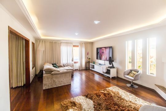 Casa de Condomínio para alugar com 5 quartos, 450m² em Residencial Tres (alphaville), Santana de Parnaíba