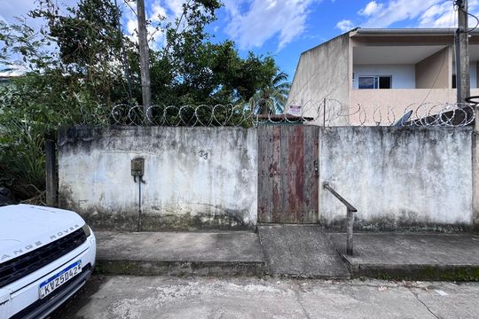 Fachada da Casa de casa de condomínio para alugar com 2 quartos, 77m² em Vargem Grande, Rio de Janeiro