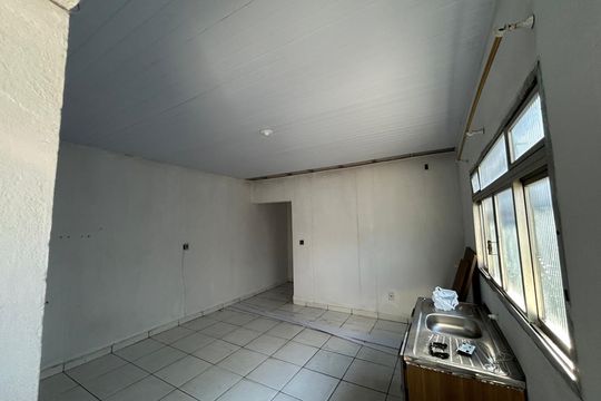 Casa à venda com 3 quartos, 211m² em Olímpico, São Caetano do Sul