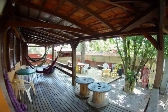 Área externa de casa para alugar com 4 quartos, 120m² em Campeche, Florianópolis