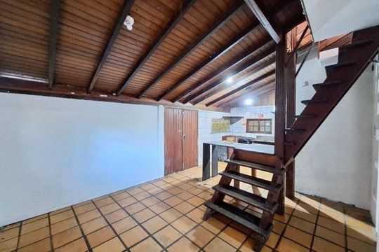 Quarto de casa para alugar com 4 quartos, 120m² em Campeche, Florianópolis
