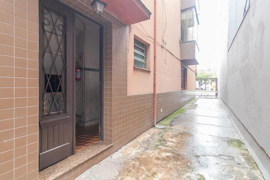 Entrada de apartamento à venda com 2 quartos, 67m² em Partenon, Porto Alegre