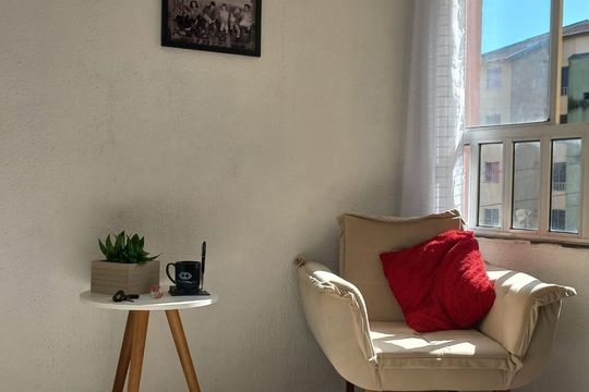 Sala de apartamento para alugar com 2 quartos, 49m² em Santa Cruz, Rio de Janeiro
