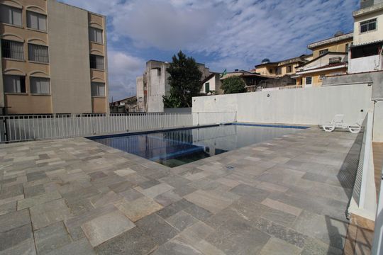 Piscina de apartamento à venda com 3 quartos, 73m² em Jardim dos Prados, São Paulo