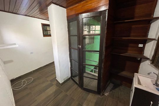 Sala de kitnet/studio para alugar com 1 quarto, 35m² em Jardim Semiramis, Cotia