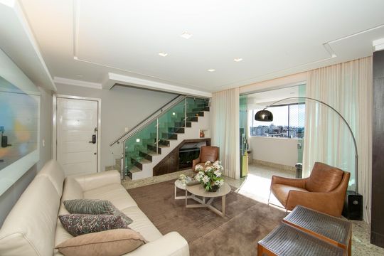 Apartamento à venda com 5 quartos, 259m² em Padre Eustáquio, Belo Horizonte