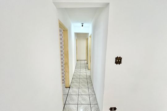 Corredor de apartamento para alugar com 3 quartos, 121m² em Santana, São Paulo