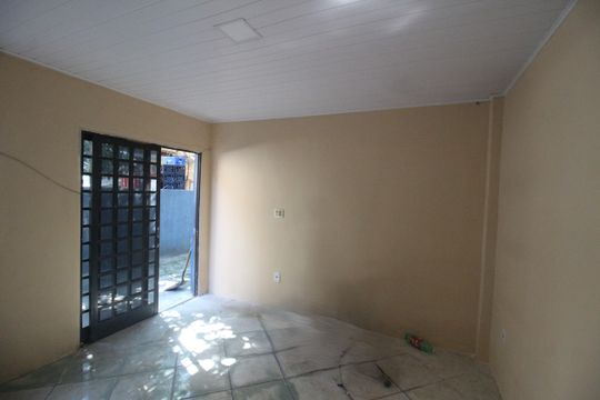 Sala de casa para alugar com 3 quartos, 155m² em Valverde, Nova Iguaçu