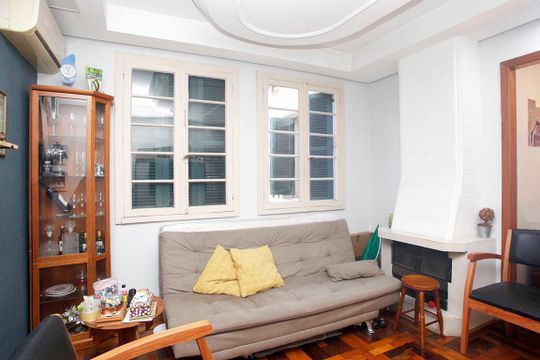 Sala de apartamento à venda com 3 quartos, 100m² em Santana, Porto Alegre