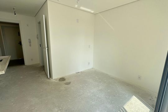 Kitnet/Studio à venda com 1 quarto, 27m² em Santo Amaro, São Paulo