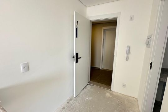 Kitnet/Studio à venda com 1 quarto, 27m² em Santo Amaro, São Paulo