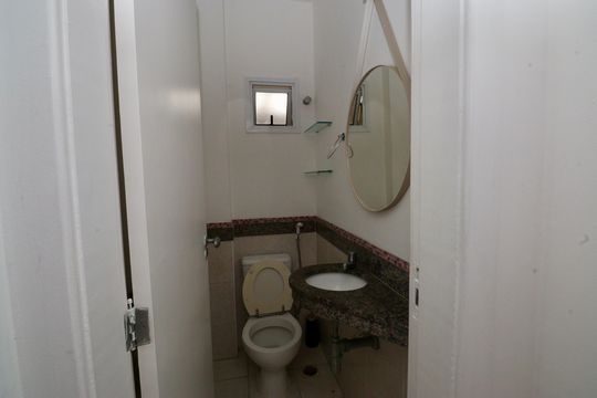 Lavabo de apartamento para alugar com 3 quartos, 170m² em Jaguaribe, Salvador