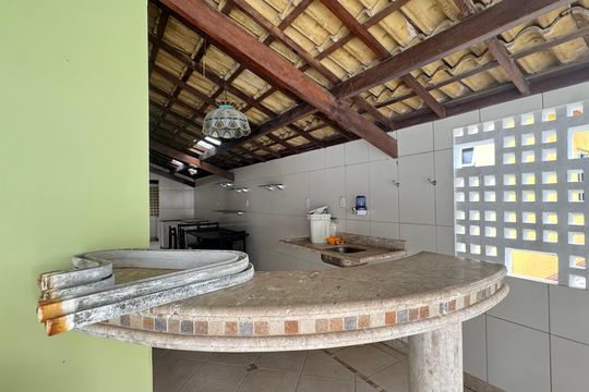Área externa de apartamento para alugar com 3 quartos, 170m² em Jaguaribe, Salvador
