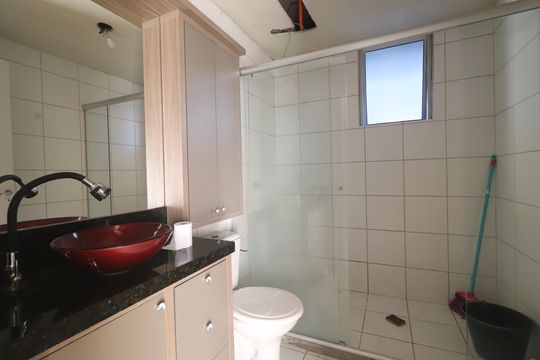 Banheiro de apartamento para alugar com 2 quartos, 77m² em Roselândia, Novo Hamburgo