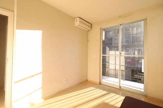 Quarto 02 de apartamento para alugar com 2 quartos, 77m² em Roselândia, Novo Hamburgo