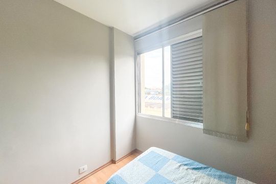 Quarto 2 de apartamento para alugar com 2 quartos, 130m² em Bom Retiro, São Paulo