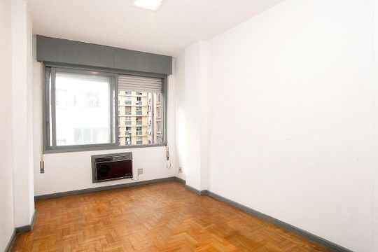 Apartamento à venda com 2 quartos, 64m² em Centro Histórico, Porto Alegre