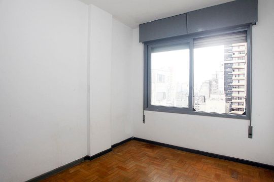 Quarto 2 de apartamento à venda com 2 quartos, 64m² em Centro Histórico, Porto Alegre