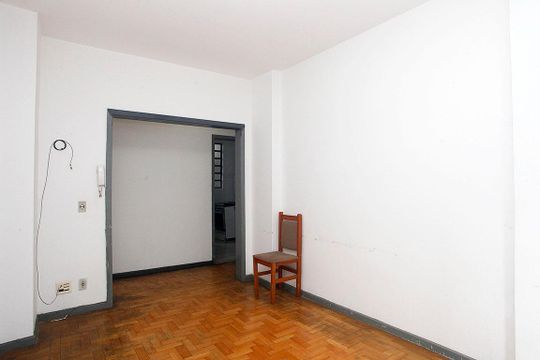Sala de apartamento à venda com 2 quartos, 64m² em Centro Histórico, Porto Alegre