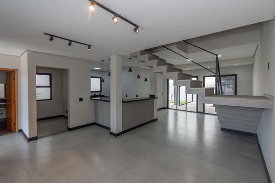 Casa de Condomínio para alugar com 3 quartos, 236m² em Residencial Real Park Sumaré, Sumaré