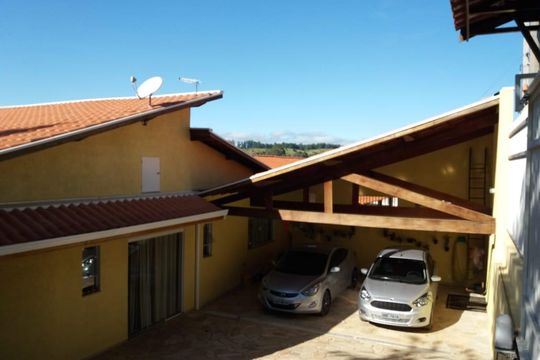 Fachada de casa à venda com 3 quartos, 736m² em Jardim Sorirama, Campinas