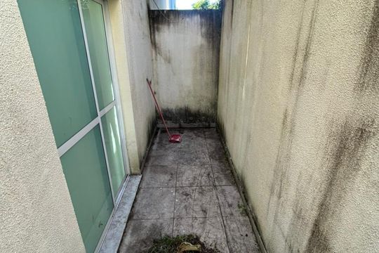 Área externa de casa à venda com 2 quartos, 70m² em Chácara do Solar II (Fazendinha), Santana de Parnaíba