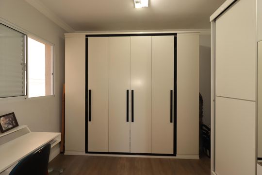 Quarto 2 de casa à venda com 4 quartos, 354m² em Vila Camilópolis, Santo André