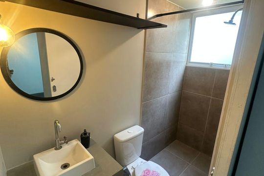 Banheiro de apartamento para alugar com 2 quartos, 45m² em Campo Grande, Rio de Janeiro