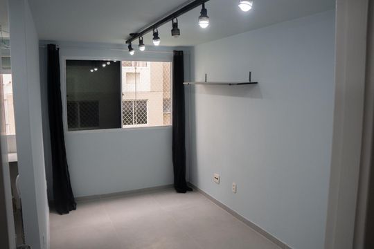 Apartamento para alugar com 2 quartos, 45m² em Campo Grande, Rio de Janeiro