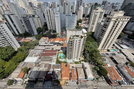 Vista  de apartamento à venda com 3 quartos, 198m² em Campo Belo, São Paulo