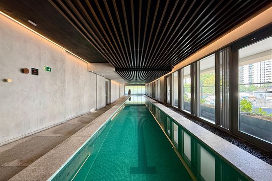 Piscina Coberta  de apartamento à venda com 3 quartos, 198m² em Campo Belo, São Paulo