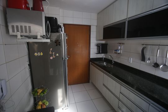 Cozinha de apartamento à venda com 3 quartos, 93m² em Prado, Belo Horizonte