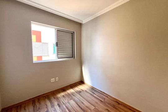 Apartamento à venda com 3 quartos, 111m² em Santa Monica, Belo Horizonte