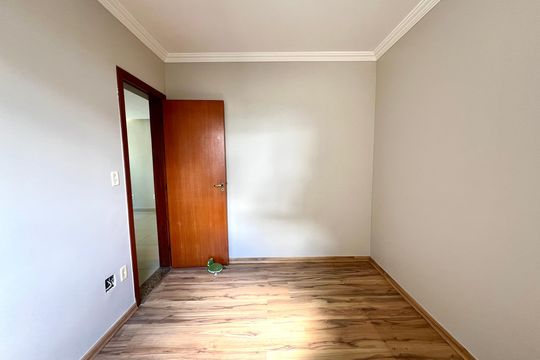 Apartamento à venda com 3 quartos, 111m² em Santa Monica, Belo Horizonte