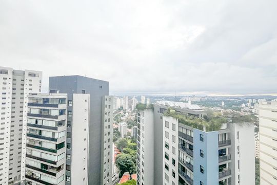 Vista da Sacada de apartamento à venda com 1 quarto, 58m² em Sumarezinho, São Paulo