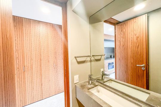 Lavabo de apartamento à venda com 1 quarto, 58m² em Sumarezinho, São Paulo