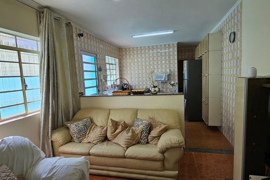 Casa à venda com 2 quartos, 65m² em Jardim Centenario, São Paulo