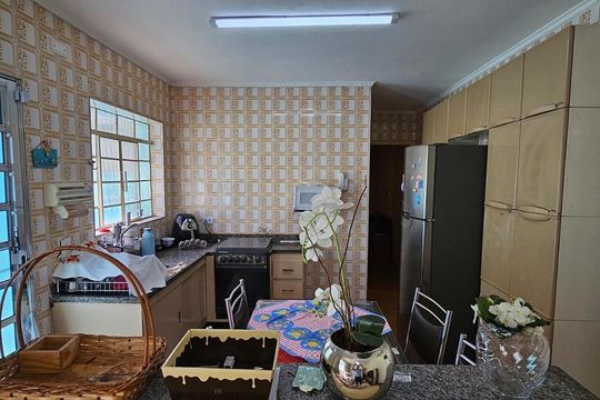 Cozinha de casa à venda com 2 quartos, 65m² em Jardim Centenario, São Paulo