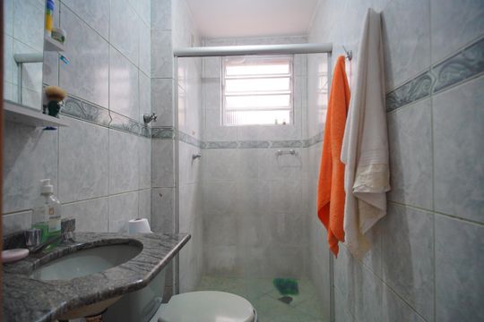 Banheiro de apartamento à venda com 2 quartos, 59m² em São Miguel, São Leopoldo